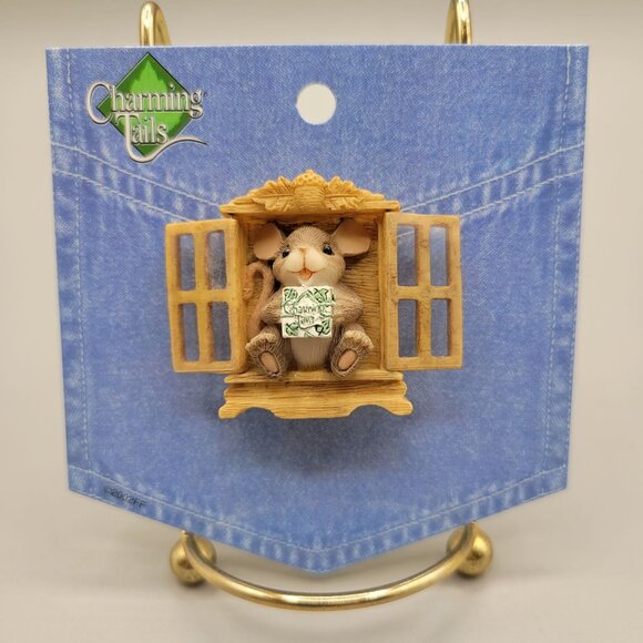 Charming Tails Lapel Pin Collecting Is Full Of Surprises Membership Kit 97/117 - Picture 2 of 4